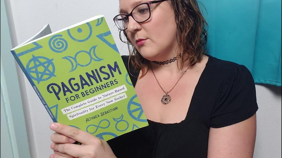 Paganism for Beginners by Althaea Sebastiani || Book Review